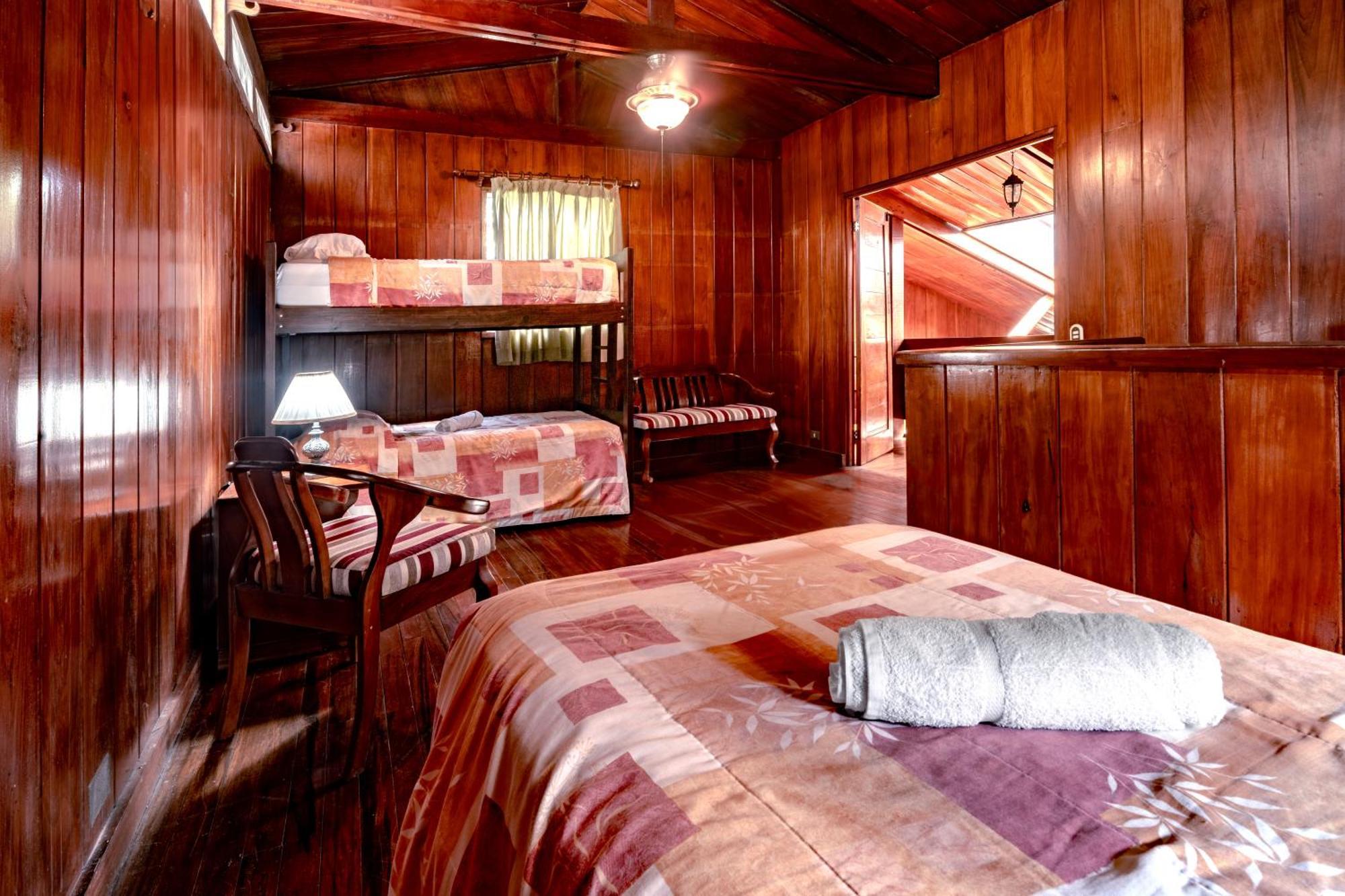 Hotel Villa Florencia Turrialba Bilik gambar