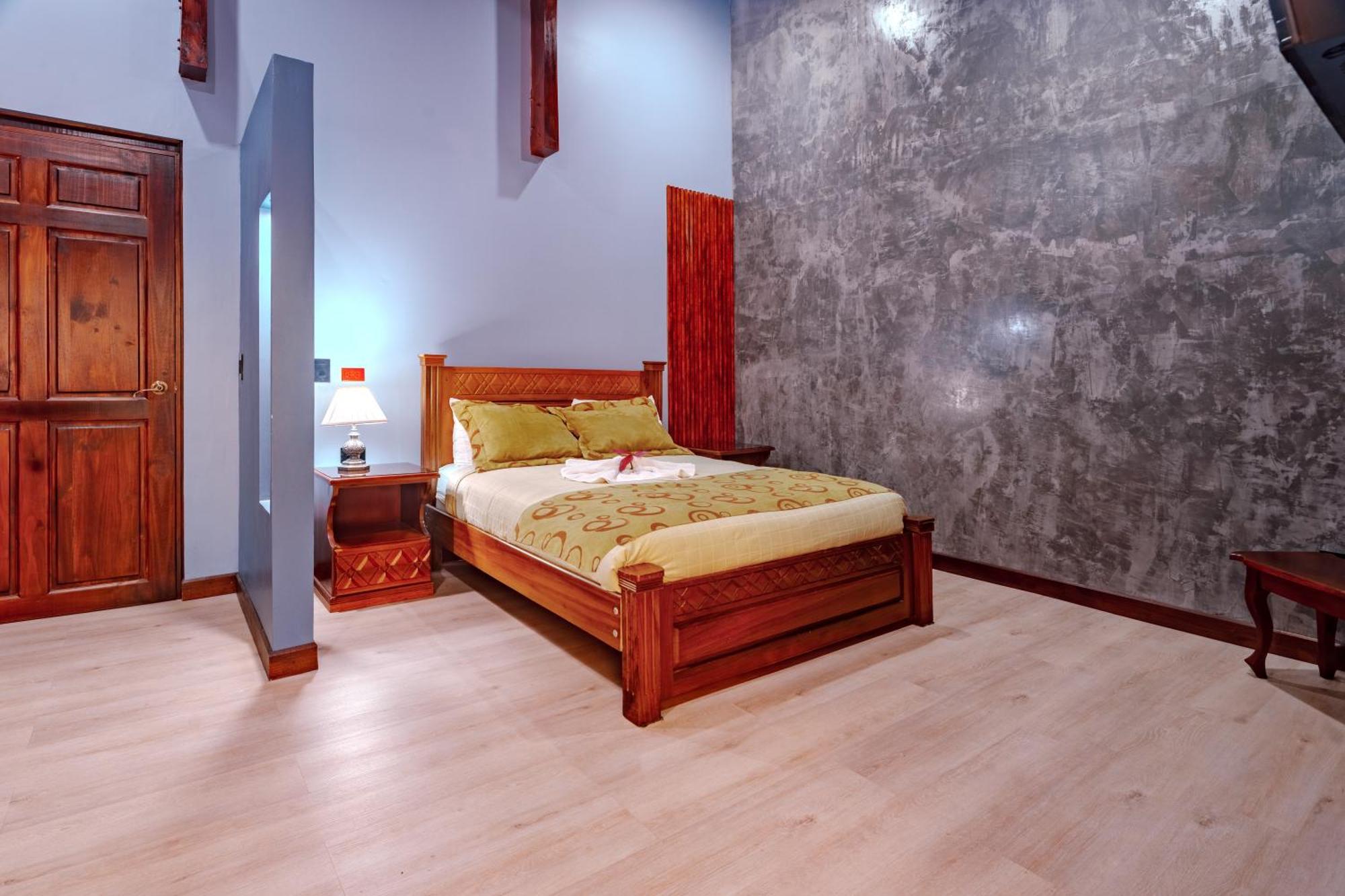 Hotel Villa Florencia Turrialba Bilik gambar